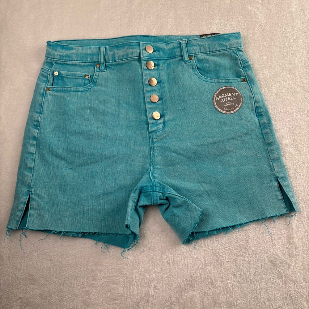 Tractr Turquoise High Waist Women Shorts‎
